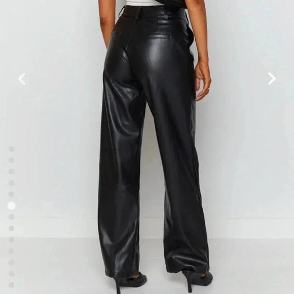 Beginning Boutique faux leather pants - Picture 3 of 14